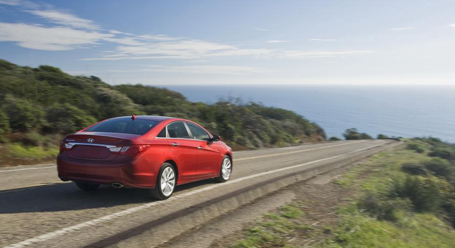  Hyundai Sonata 2010 года  (фото 81 из 162)